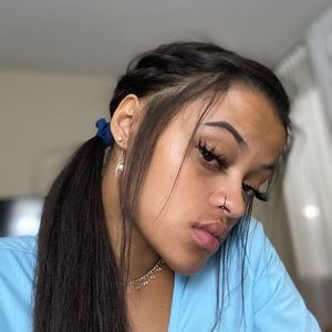 Meet your Posher, Jalea